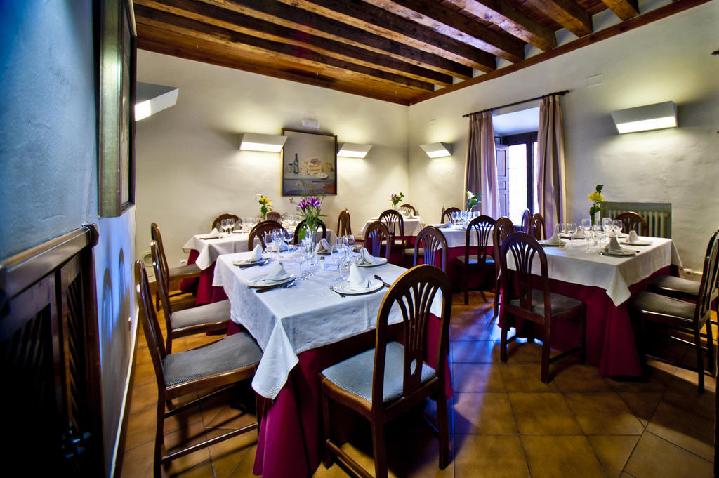 Hotel Condes De Castilla Сеговия Экстерьер фото